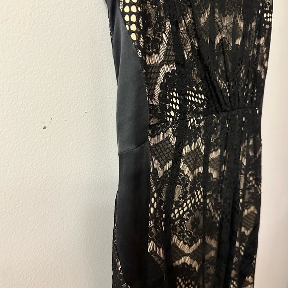 Rag and bone Black lace dress with nude lining size 4 - Picture 3 of 6